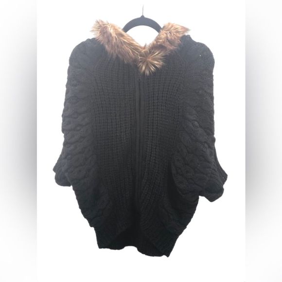 NWT ROMEO & JULIET COUTURE sweater jacket - Picture 1 of 5